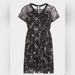 Torrid 3 Plus 3X Nightmare Before Christmas Holiday Dress NWT